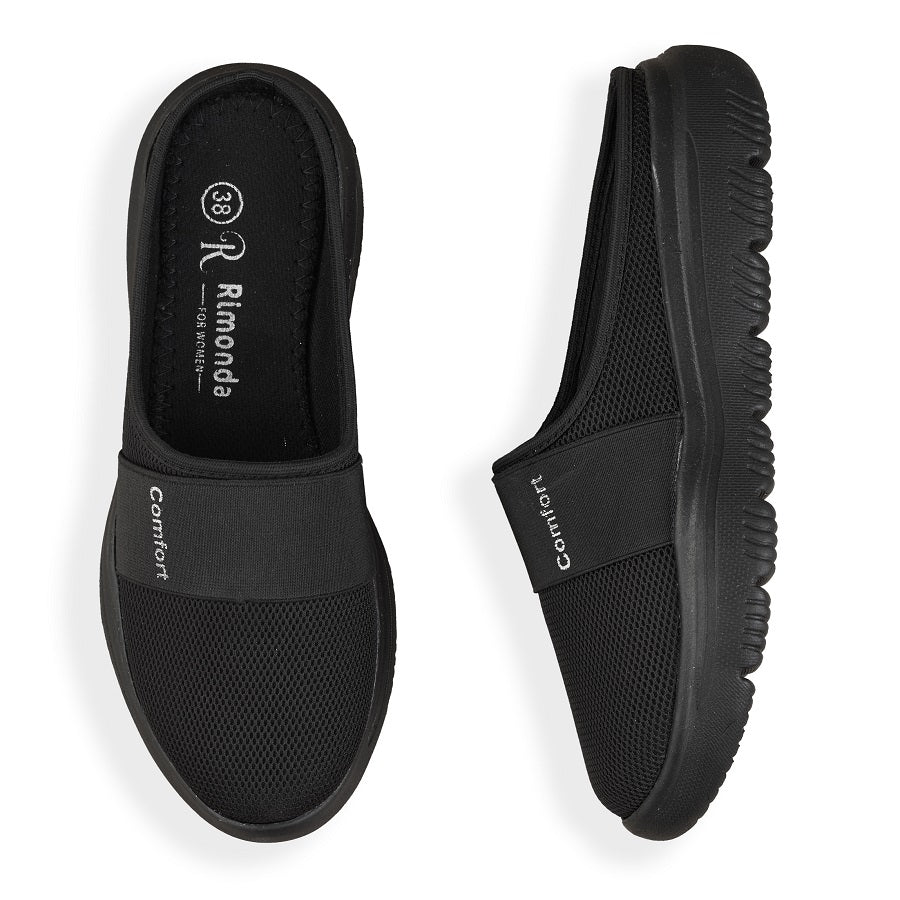 كوتشي حريمي سكيتشرز 9006